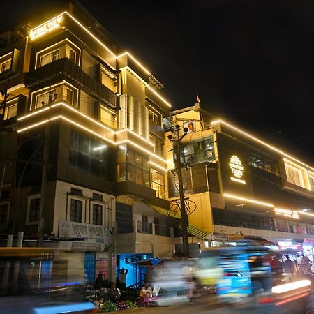 Hotel Barak View Residency Silchar Ngoại thất bức ảnh