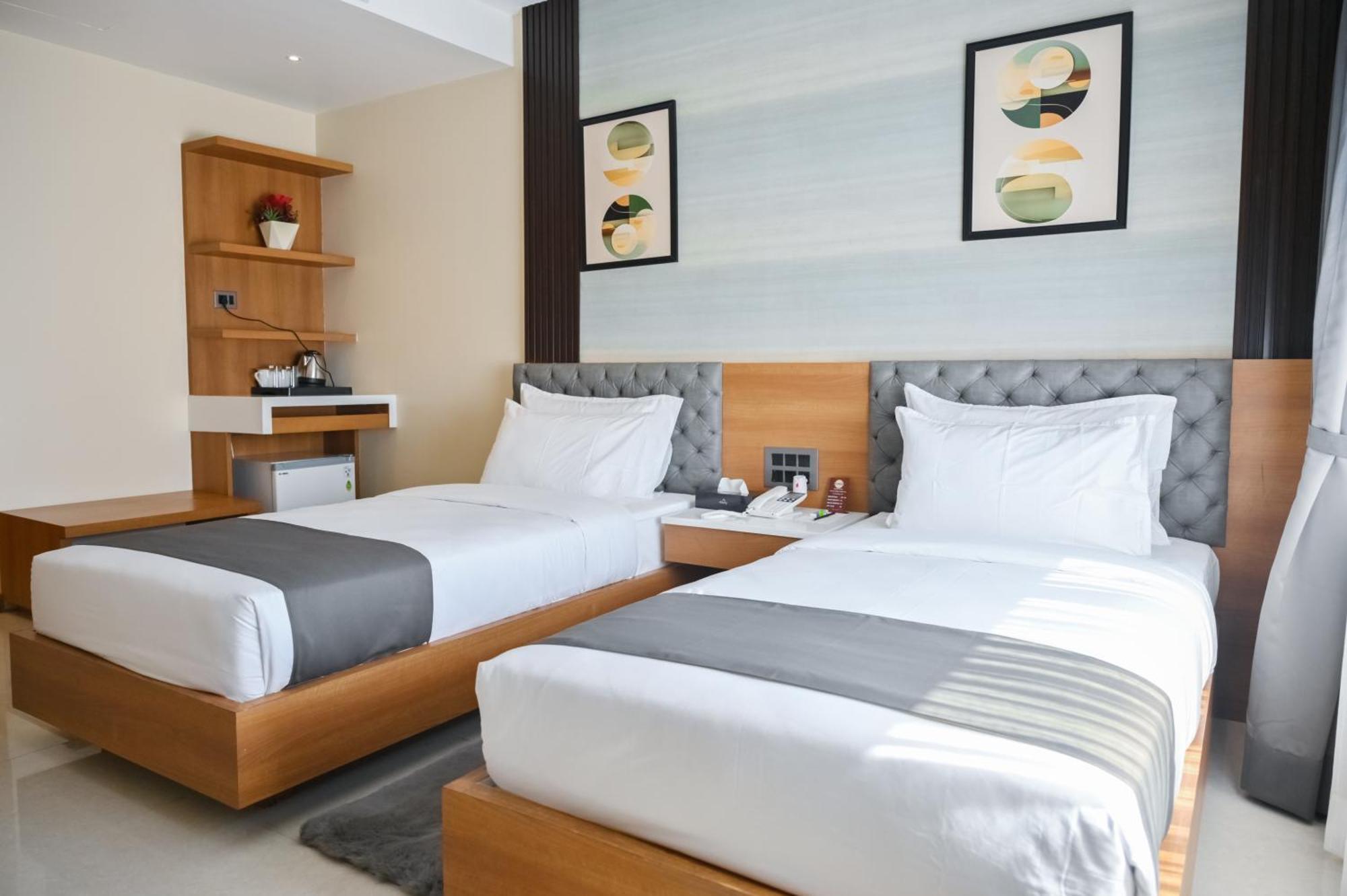 Hotel Barak View Residency Silchar Ngoại thất bức ảnh
